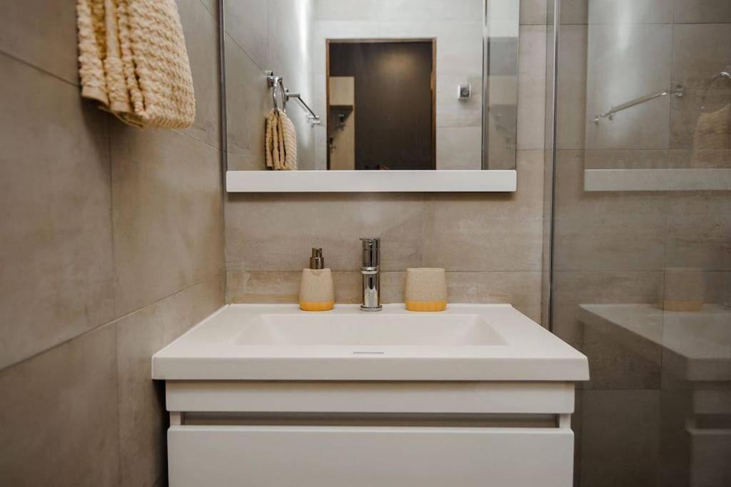 צ'יסינאו Very Stylish Apartament In Middle Of City. מראה חיצוני תמונה